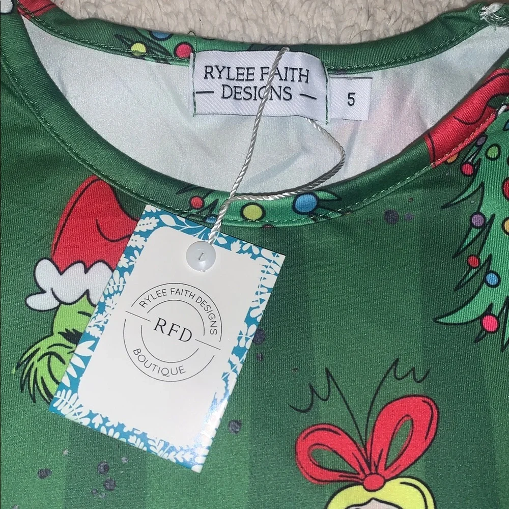 Rylee Faith Designs new grinch